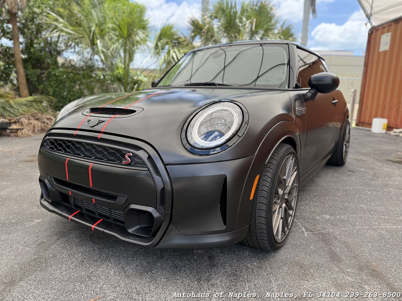2022 MINI Hardtop 2 Door Cooper S   - Photo 5 - Naples, FL 34104