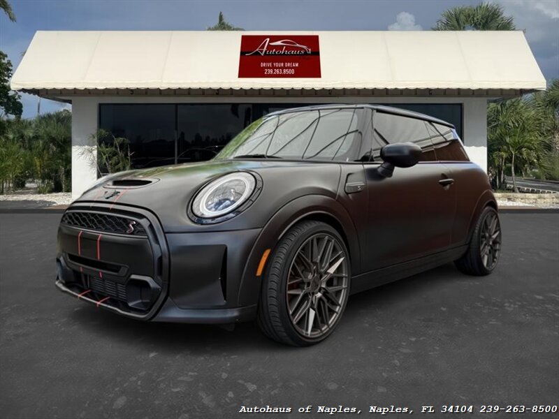 2022 MINI Hardtop 2 Door Cooper S - Photo 4 - Naples, FL 34104