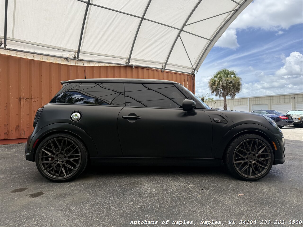 2022 MINI Hardtop 2 Door Cooper S   - Photo 12 - Naples, FL 34104