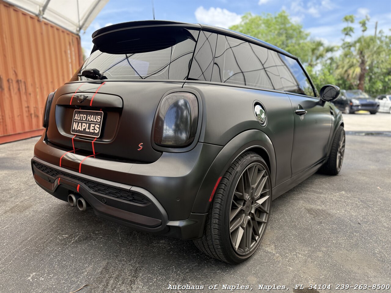 2022 MINI Hardtop 2 Door Cooper S   - Photo 13 - Naples, FL 34104