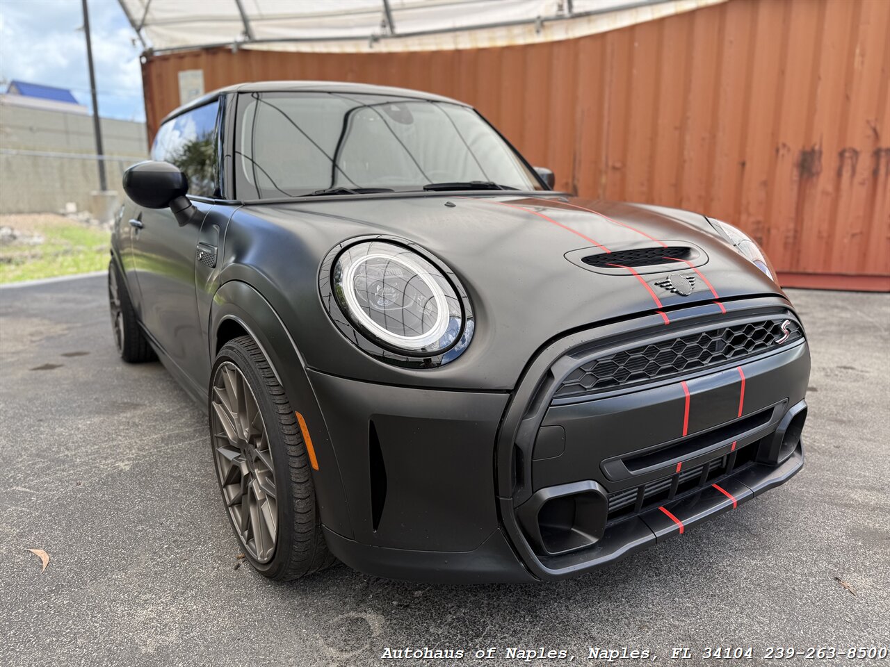 2022 MINI Hardtop 2 Door Cooper S   - Photo 6 - Naples, FL 34104