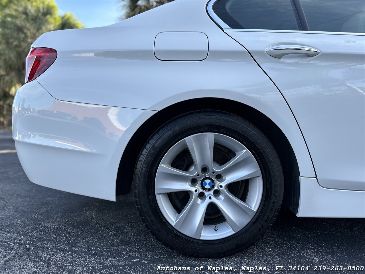 2013 BMW 528i xDrive   - Photo 17 - Naples, FL 34104