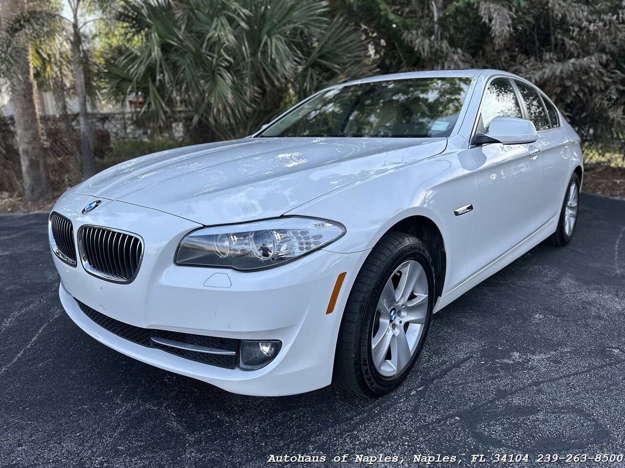 2013 BMW 528i xDrive   - Photo 4 - Naples, FL 34104