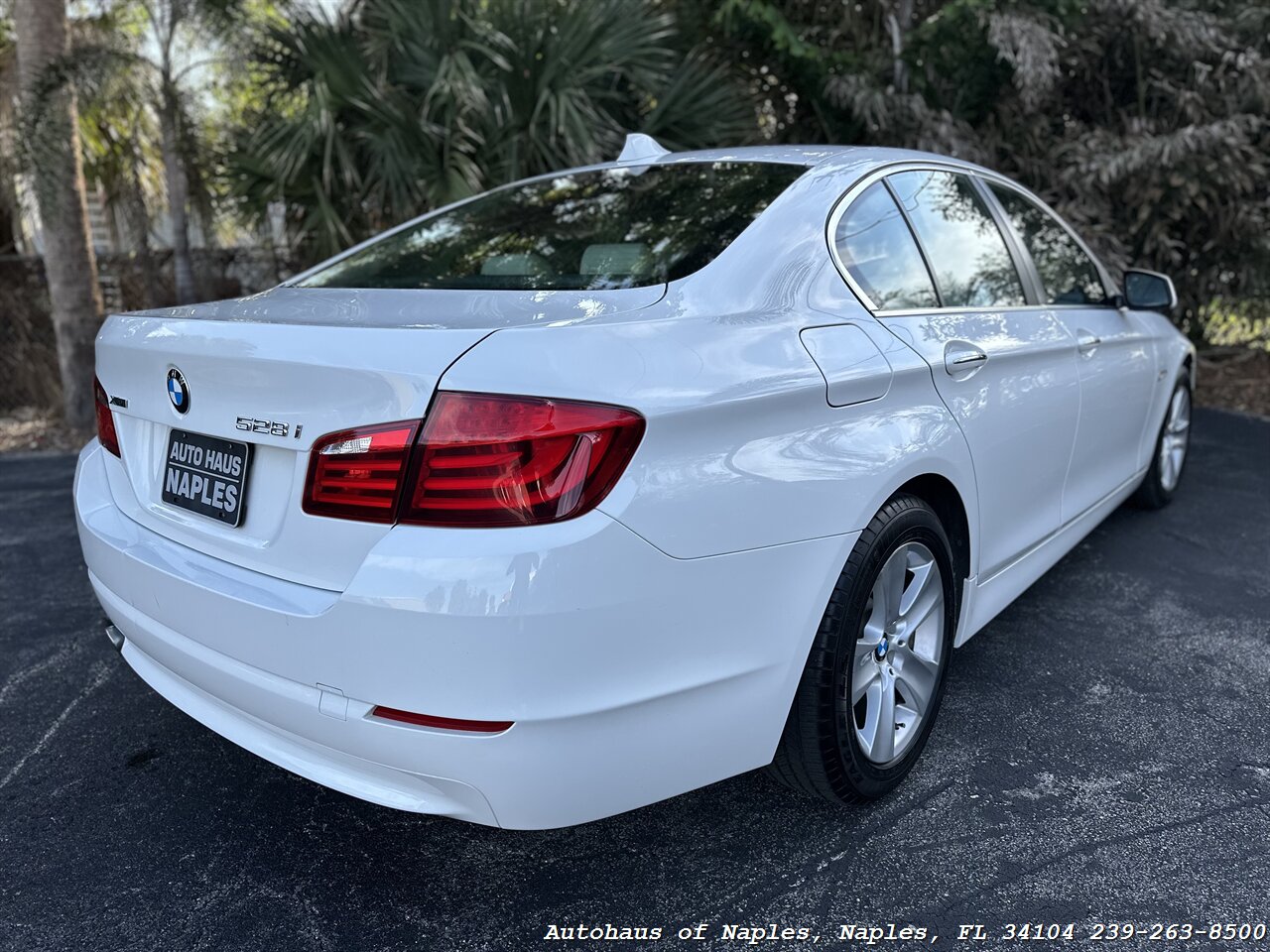 2013 BMW 528i xDrive   - Photo 13 - Naples, FL 34104