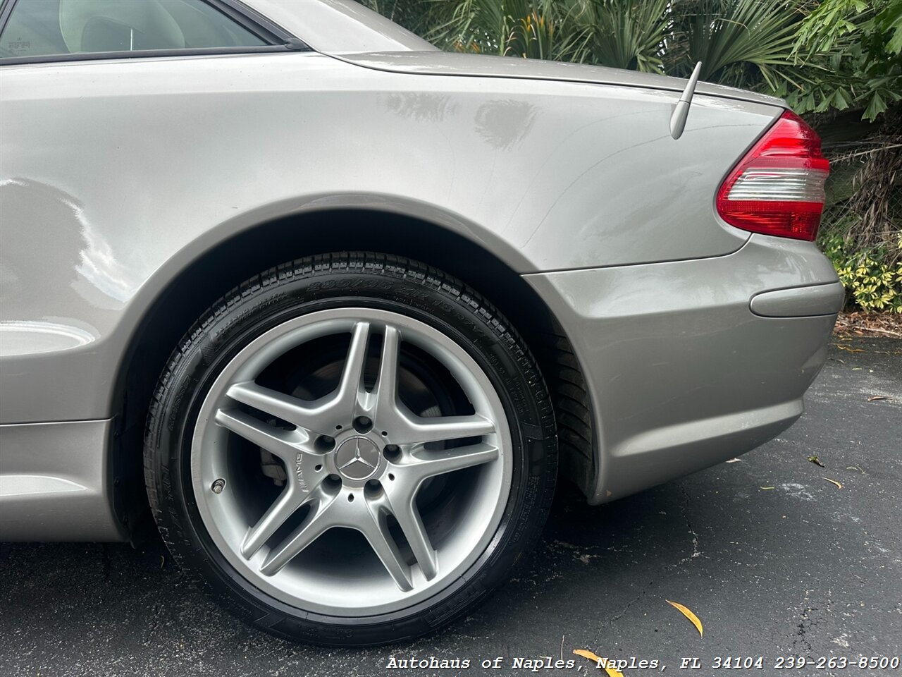 2007 Mercedes-Benz SL 550   - Photo 7 - Naples, FL 34104