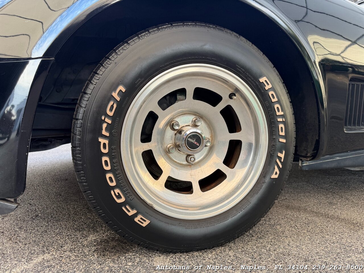 1981 Chevrolet Corvette   - Photo 18 - Naples, FL 34104