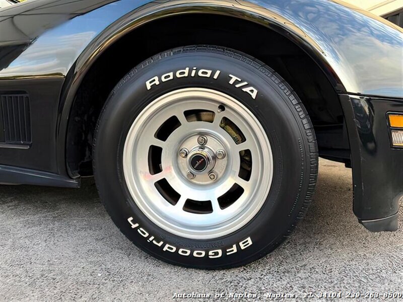 1981 Chevrolet Corvette   - Photo 15 - Naples, FL 34104