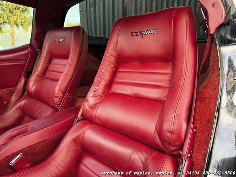 1981 Chevrolet Corvette   - Photo 24 - Naples, FL 34104