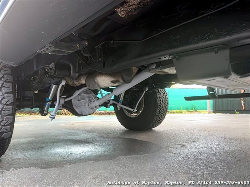 1986 Ford Bronco photo 15