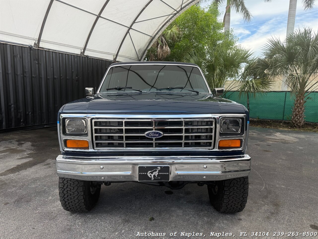 1986 Ford Bronco XLT 2dr XLT   - Photo 3 - Naples, FL 34104