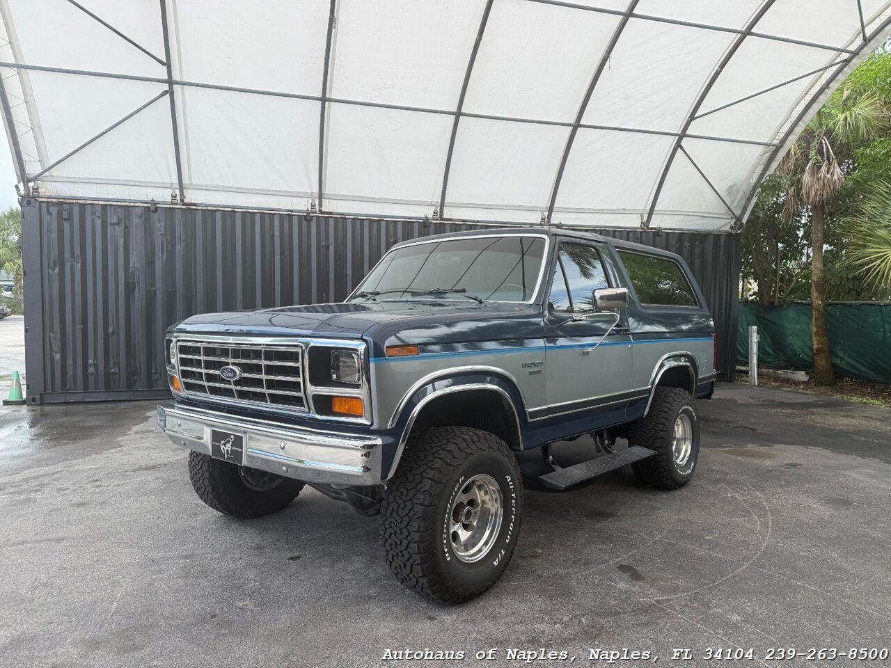 1986 Ford Bronco XLT 2dr XLT   - Photo 4 - Naples, FL 34104