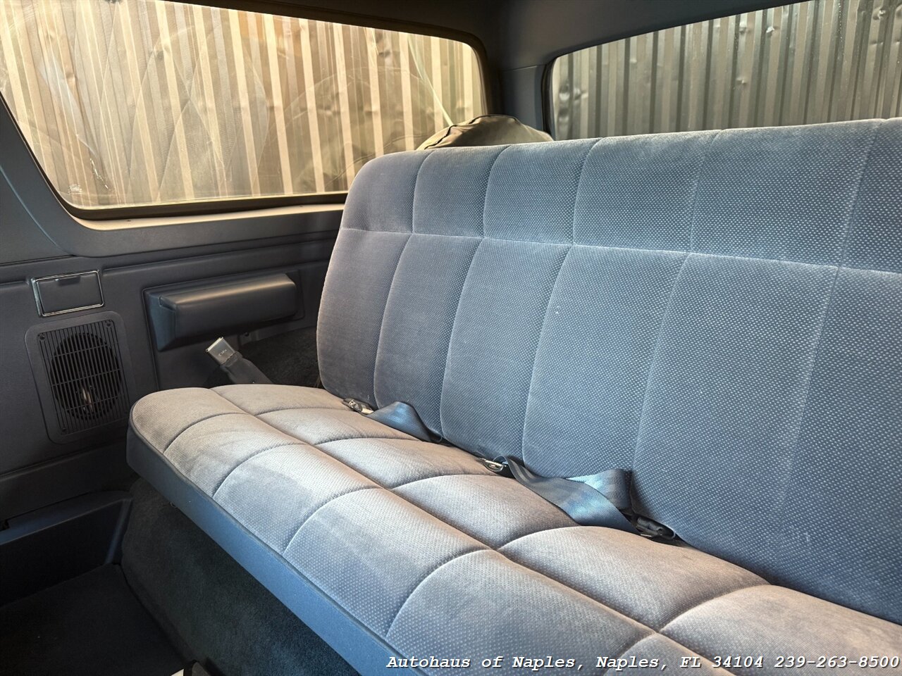 1986 Ford Bronco XLT 2dr XLT   - Photo 25 - Naples, FL 34104