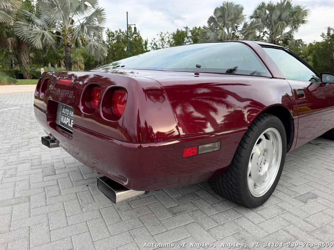 1993 Chevrolet Corvette 40th Anniversary - Photo 15 - Naples, FL 34104