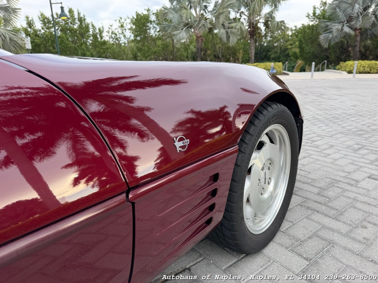 1993 Chevrolet Corvette 40th Anniversary - Photo 18 - Naples, FL 34104