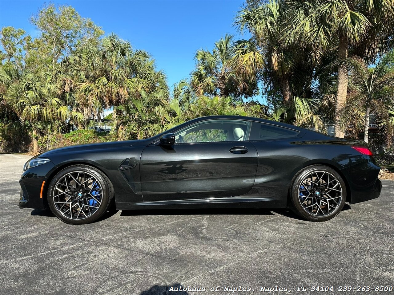 2020 BMW M8 Competition   - Photo 6 - Naples, FL 34104