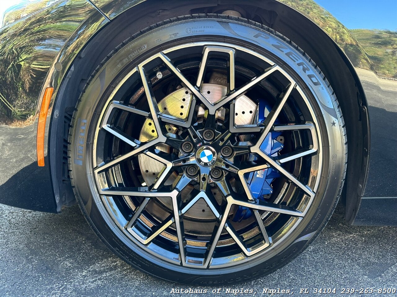 2020 BMW M8 Competition   - Photo 24 - Naples, FL 34104