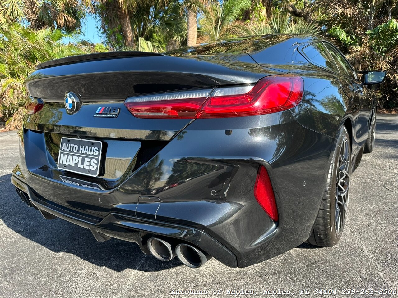 2020 BMW M8 Competition   - Photo 22 - Naples, FL 34104