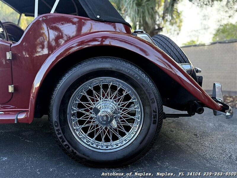 1955 MG TF 1500 - Photo 15 - Naples, FL 34104