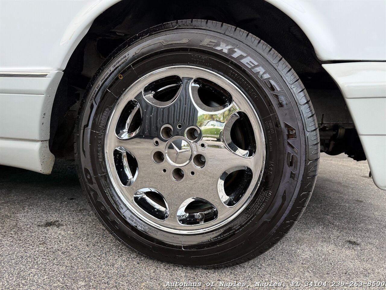 1991 Mercedes-Benz 560 SEC   - Photo 10 - Naples, FL 34104