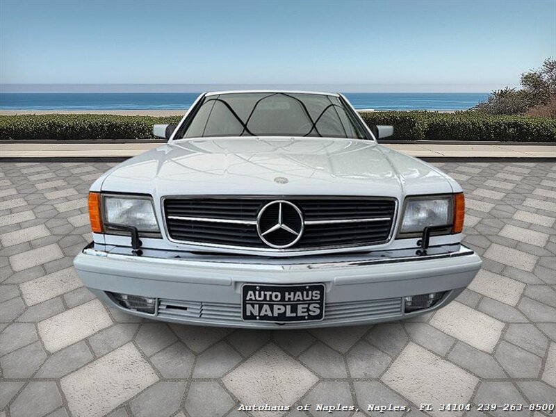 1991 Mercedes Benz 560 photo 2