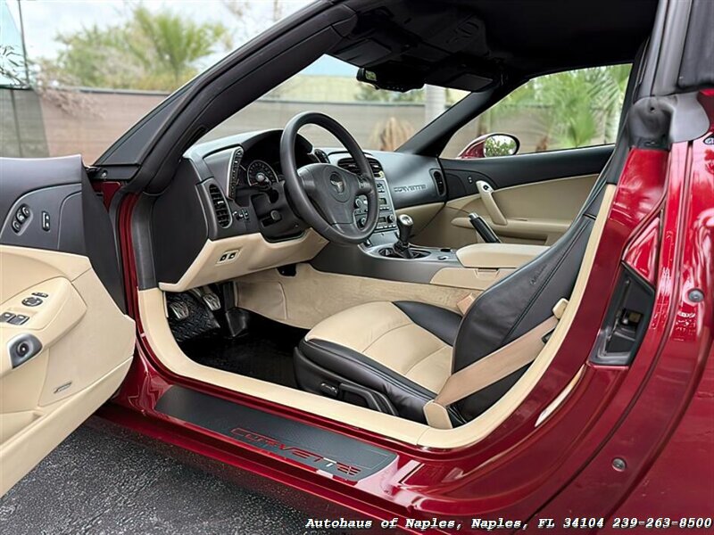 2007 Chevrolet Corvette - Photo 37 - Naples, FL 34104
