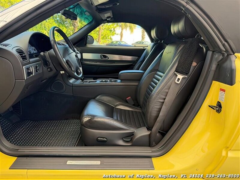 2002 Ford Thunderbird Deluxe - Photo 28 - Naples, FL 34104