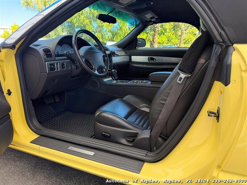 2002 Ford Thunderbird Deluxe - Photo 27 - Naples, FL 34104