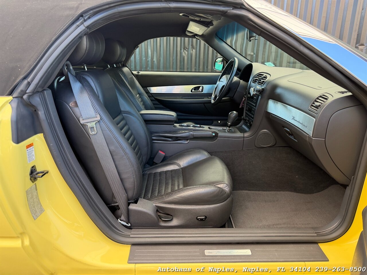 2002 Ford Thunderbird Deluxe   - Photo 32 - Naples, FL 34104