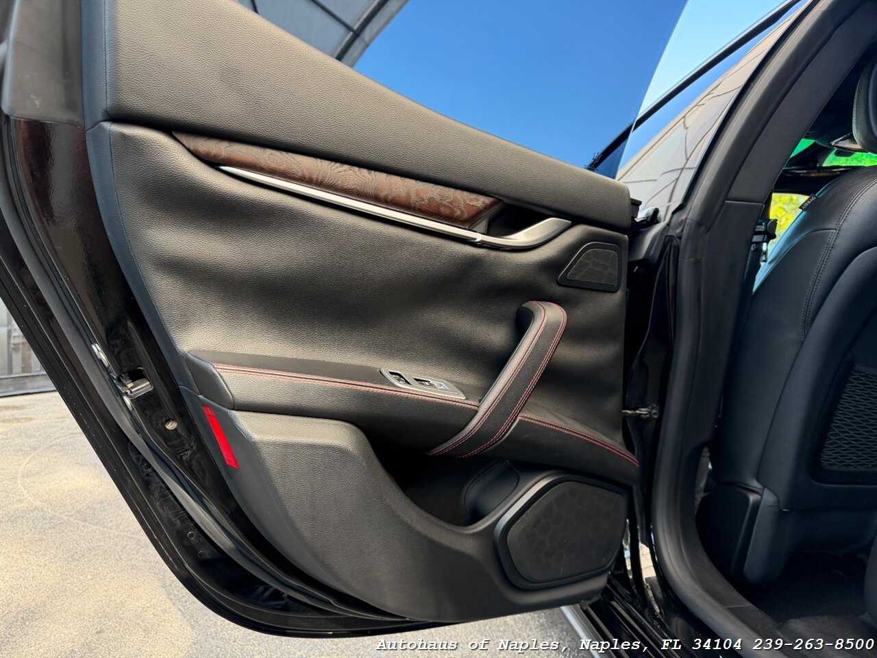 2016 Maserati Ghibli S   - Photo 21 - Naples, FL 34104