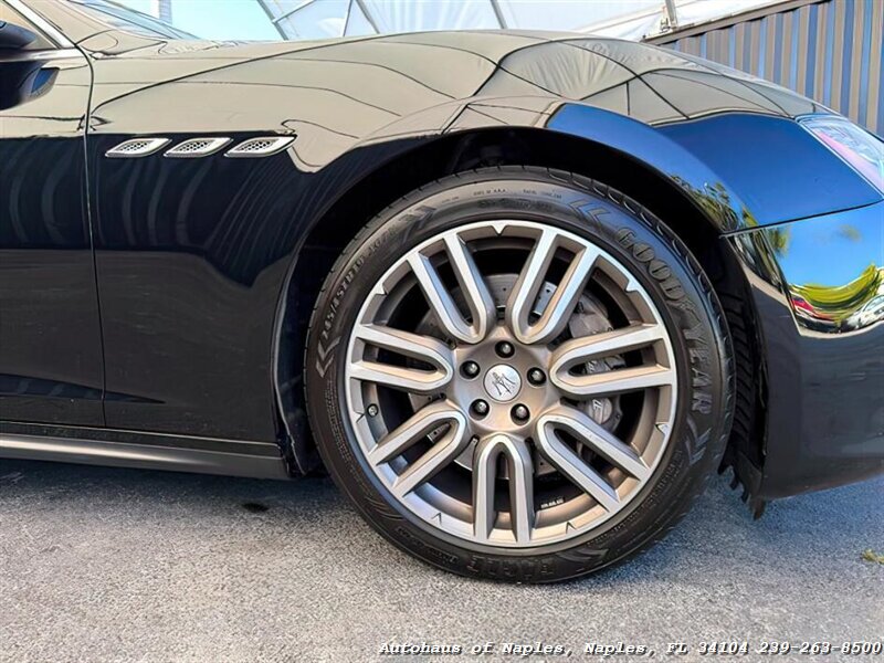 2016 Maserati Ghibli S   - Photo 10 - Naples, FL 34104