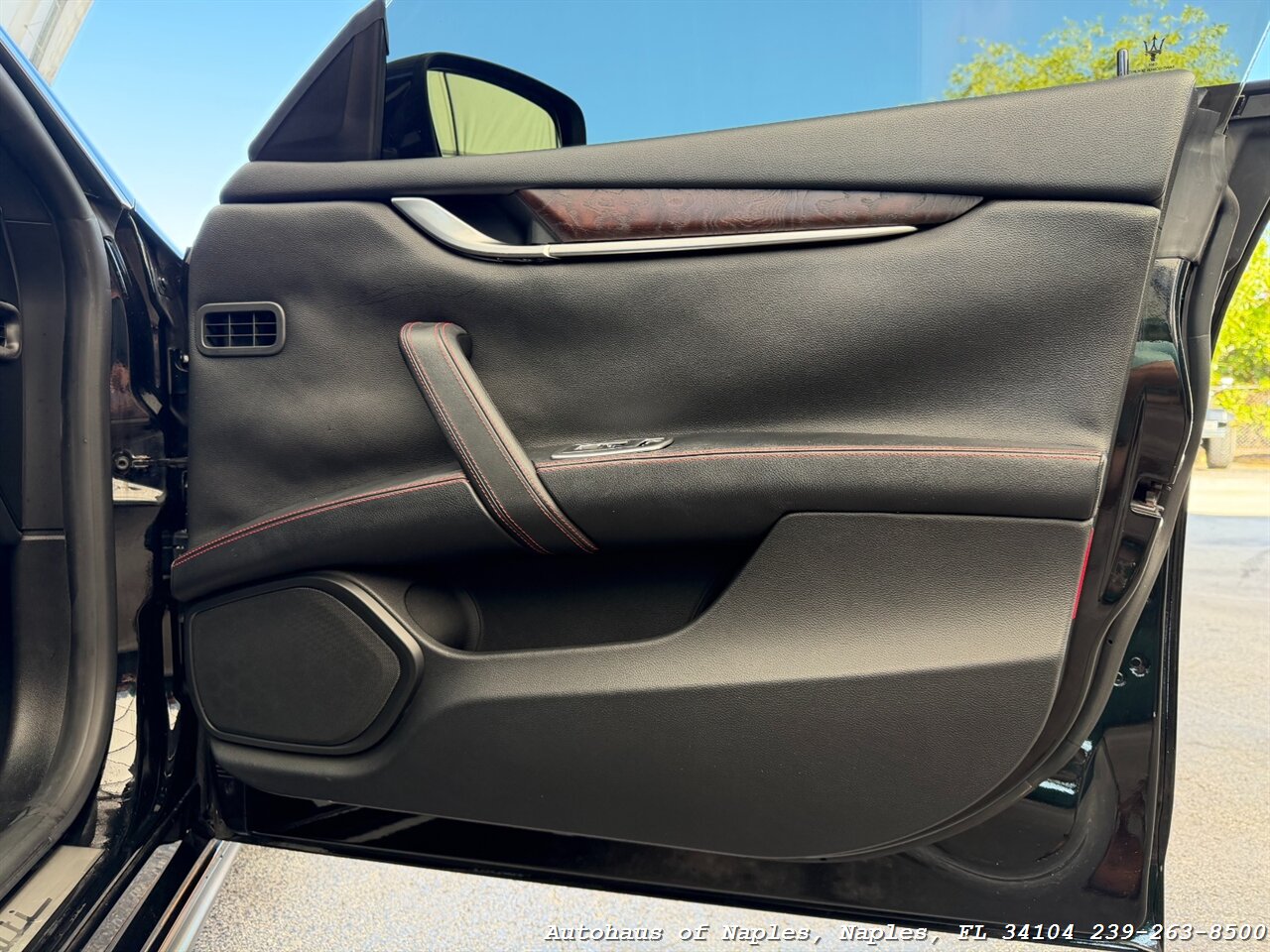 2016 Maserati Ghibli S   - Photo 25 - Naples, FL 34104