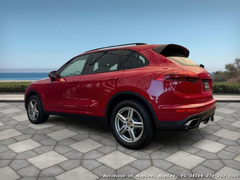 2016 Porsche Cayenne - Photo 6 - Naples, FL 34104