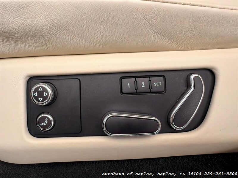 2015 Bentley Flying Spur V8   - Photo 28 - Naples, FL 34104