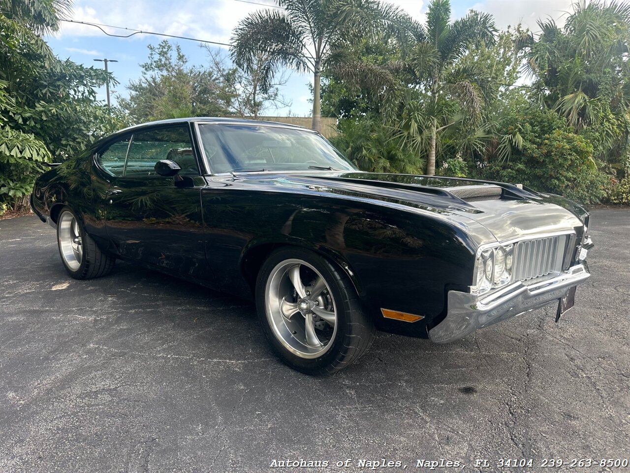 1970 Oldsmobile Cutlass   - Photo 2 - Naples, FL 34104