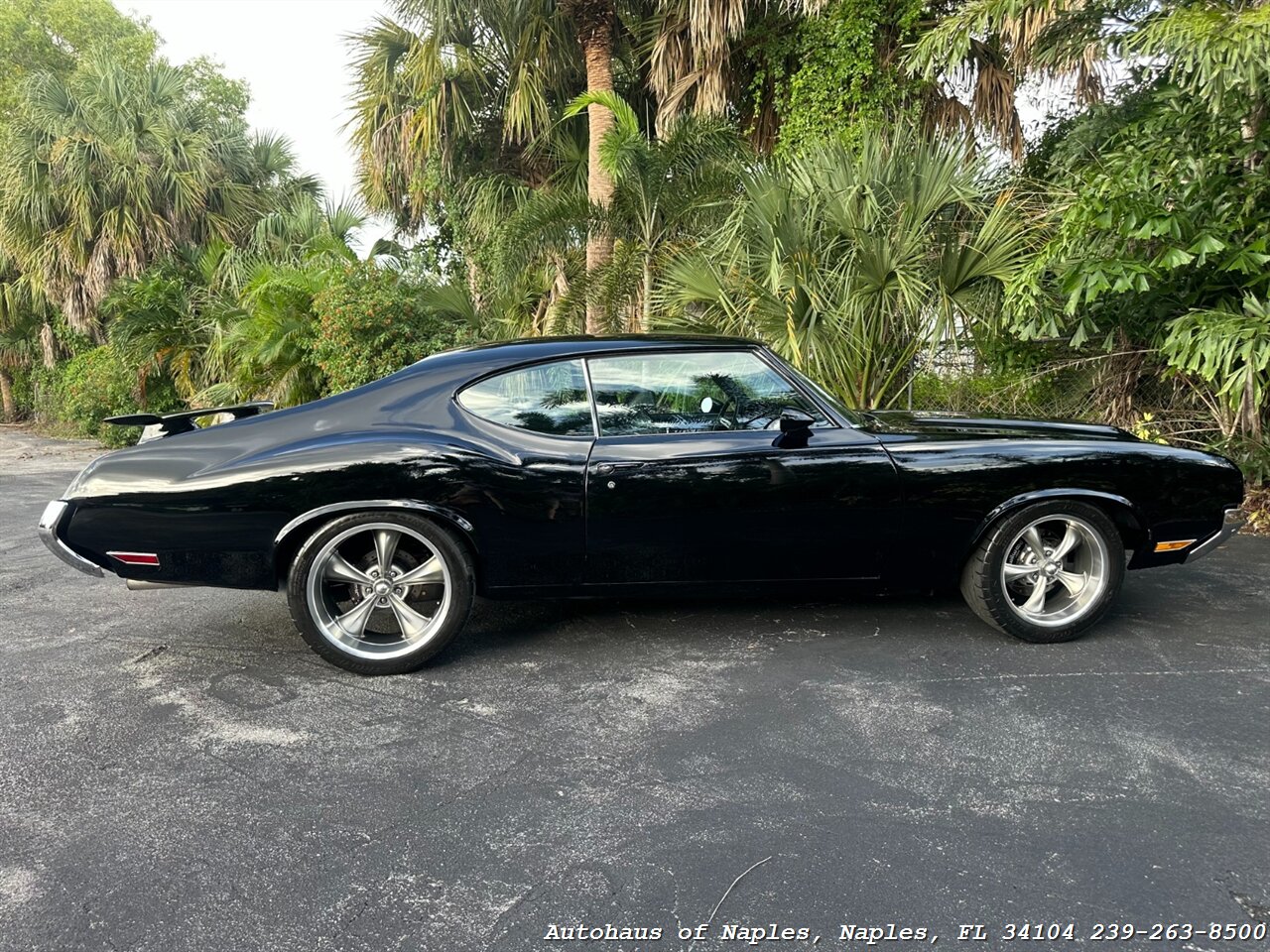 1970 Oldsmobile Cutlass   - Photo 16 - Naples, FL 34104