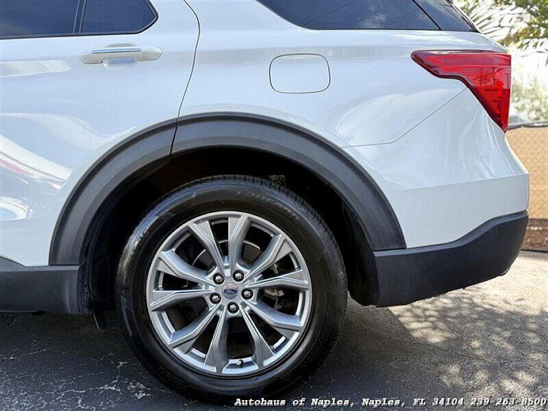 2021 Ford Explorer Limited   - Photo 11 - Naples, FL 34104