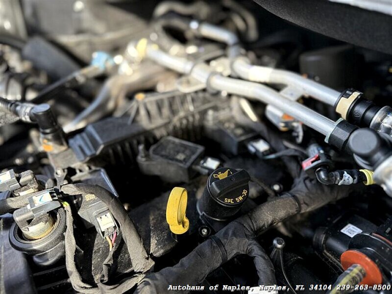 2021 Ford Explorer Limited   - Photo 21 - Naples, FL 34104