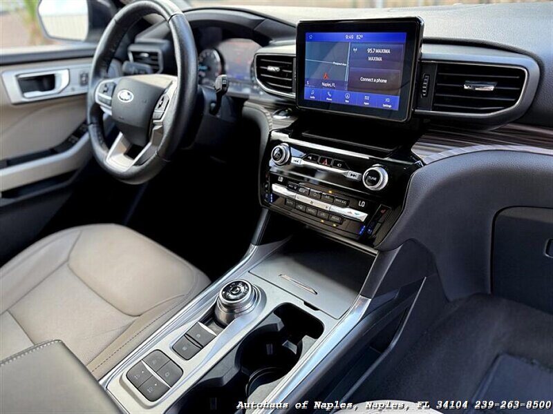 2021 Ford Explorer Limited   - Photo 49 - Naples, FL 34104