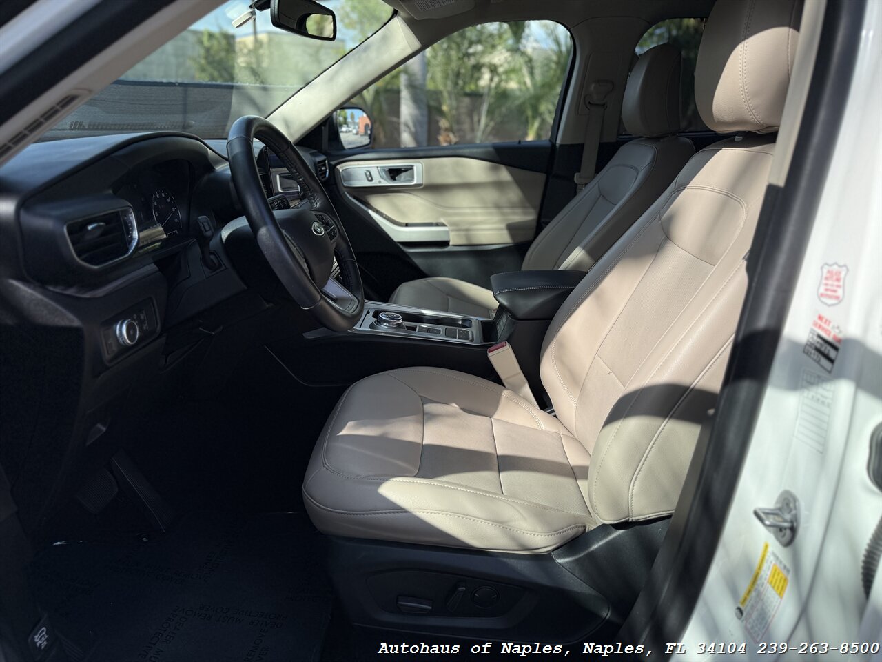 2021 Ford Explorer Limited - Photo 24 - Naples, FL 34104