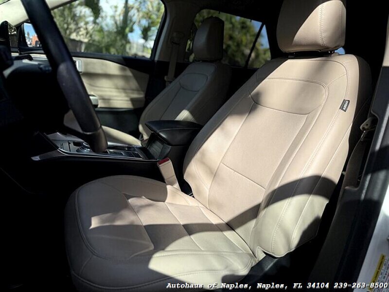 2021 Ford Explorer Limited   - Photo 25 - Naples, FL 34104