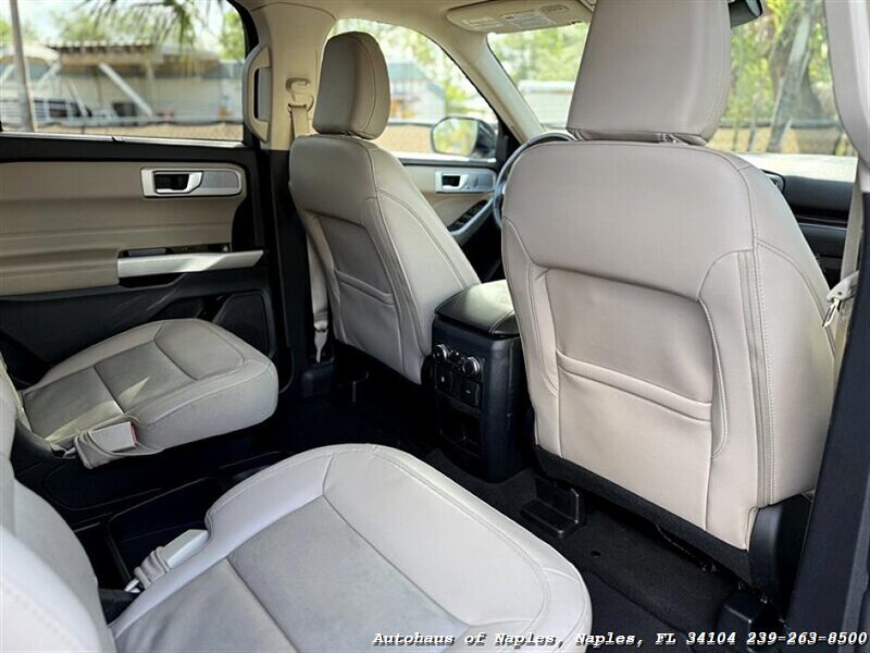 2021 Ford Explorer Limited   - Photo 40 - Naples, FL 34104