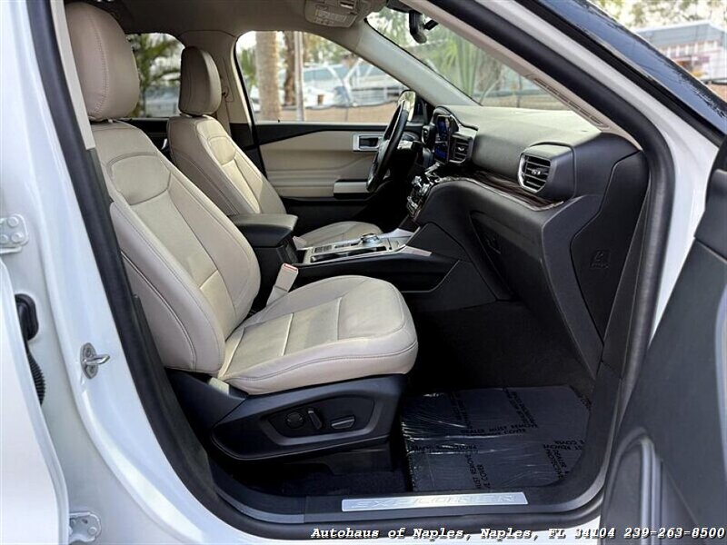 2021 Ford Explorer Limited   - Photo 44 - Naples, FL 34104