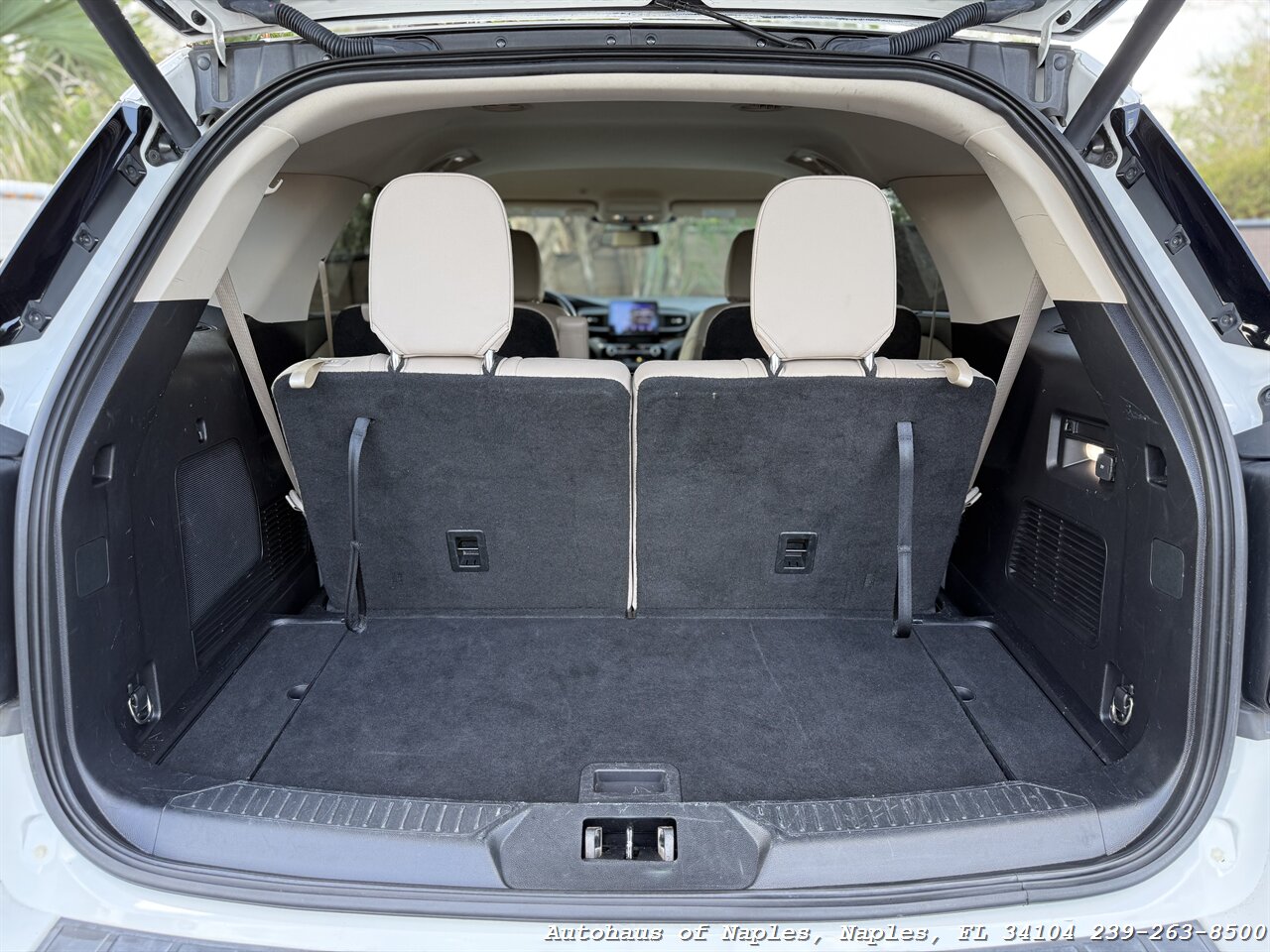 2021 Ford Explorer Limited - Photo 37 - Naples, FL 34104