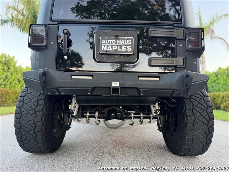 2017 Jeep Wrangler Unlimited Sport   - Photo 15 - Naples, FL 34104