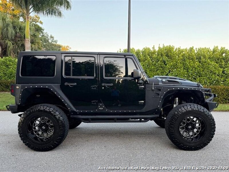 2017 Jeep Wrangler Unlimited Sport   - Photo 3 - Naples, FL 34104
