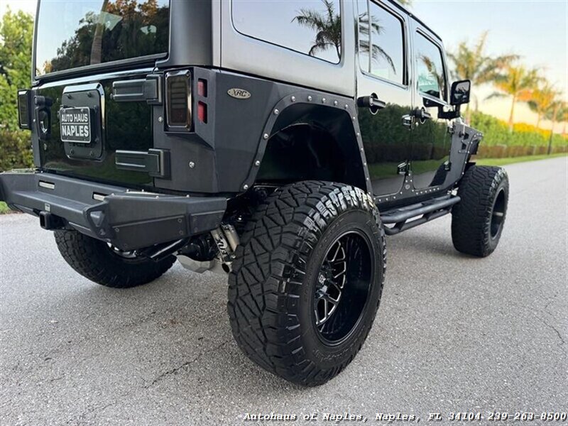 2017 Jeep Wrangler Unlimited Sport   - Photo 13 - Naples, FL 34104