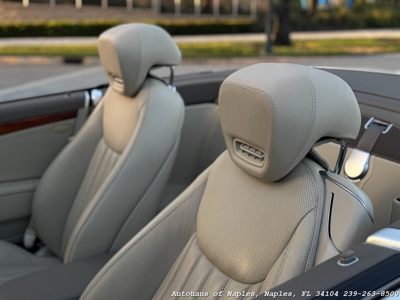 2009 Mercedes-Benz SL 550   - Photo 18 - Naples, FL 34104