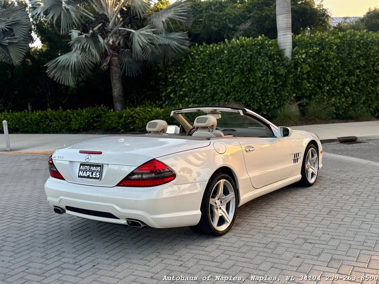 2009 Mercedes-Benz SL 550   - Photo 4 - Naples, FL 34104