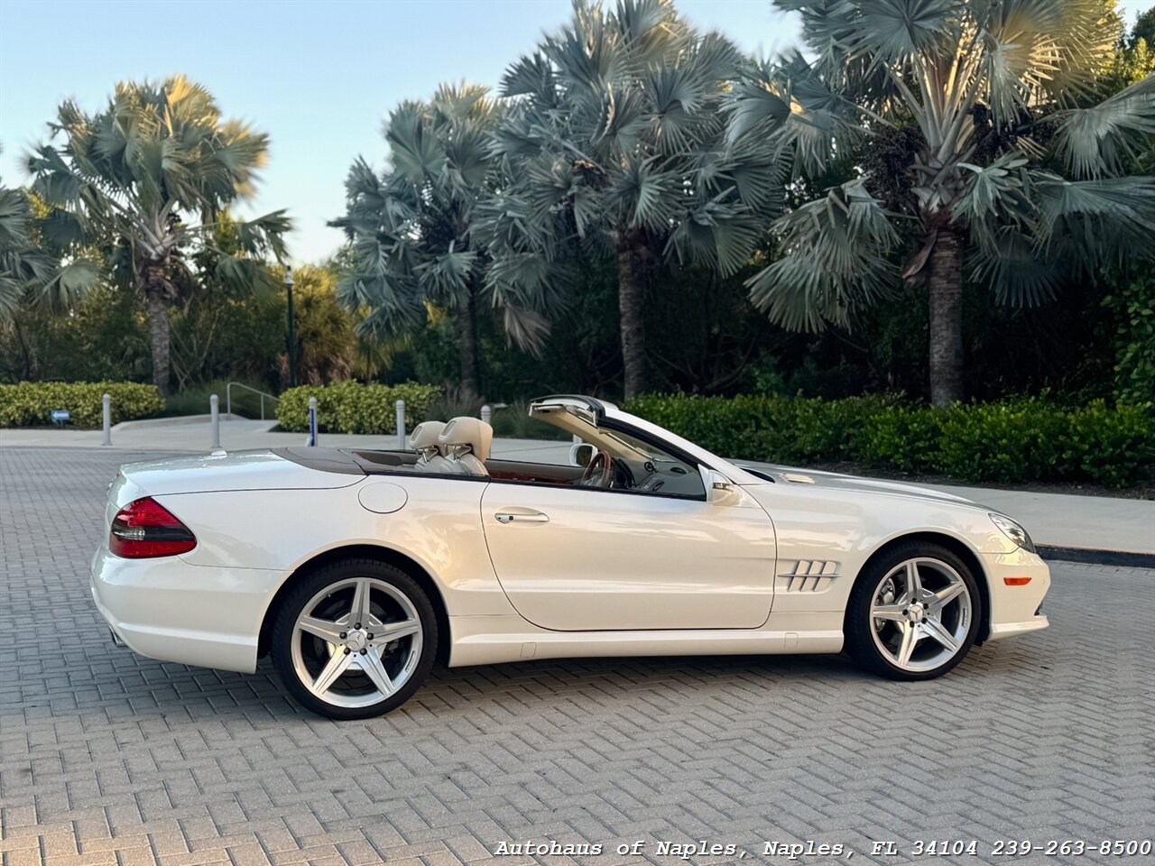 2009 Mercedes-Benz SL 550   - Photo 3 - Naples, FL 34104