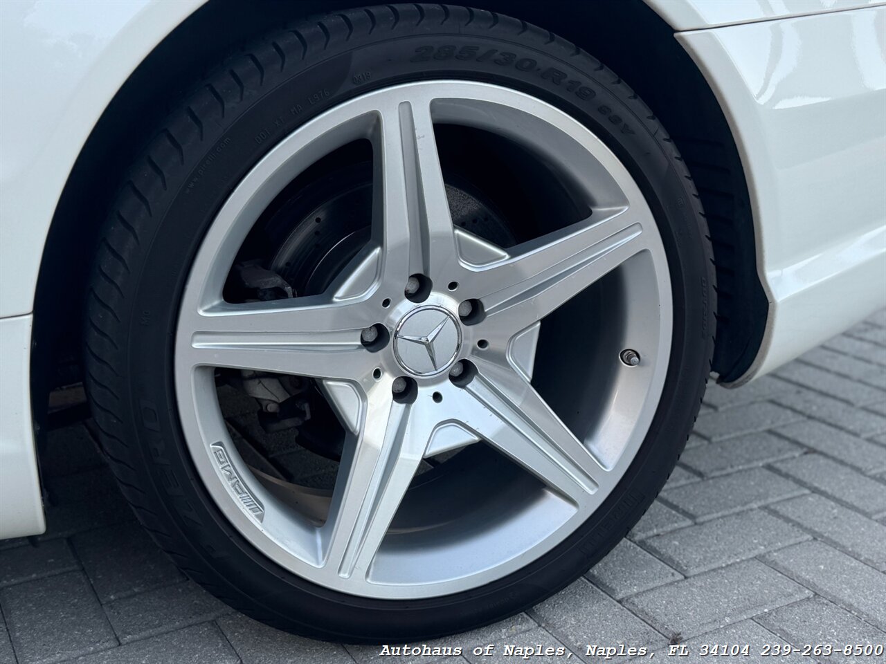 2009 Mercedes-Benz SL 550   - Photo 12 - Naples, FL 34104